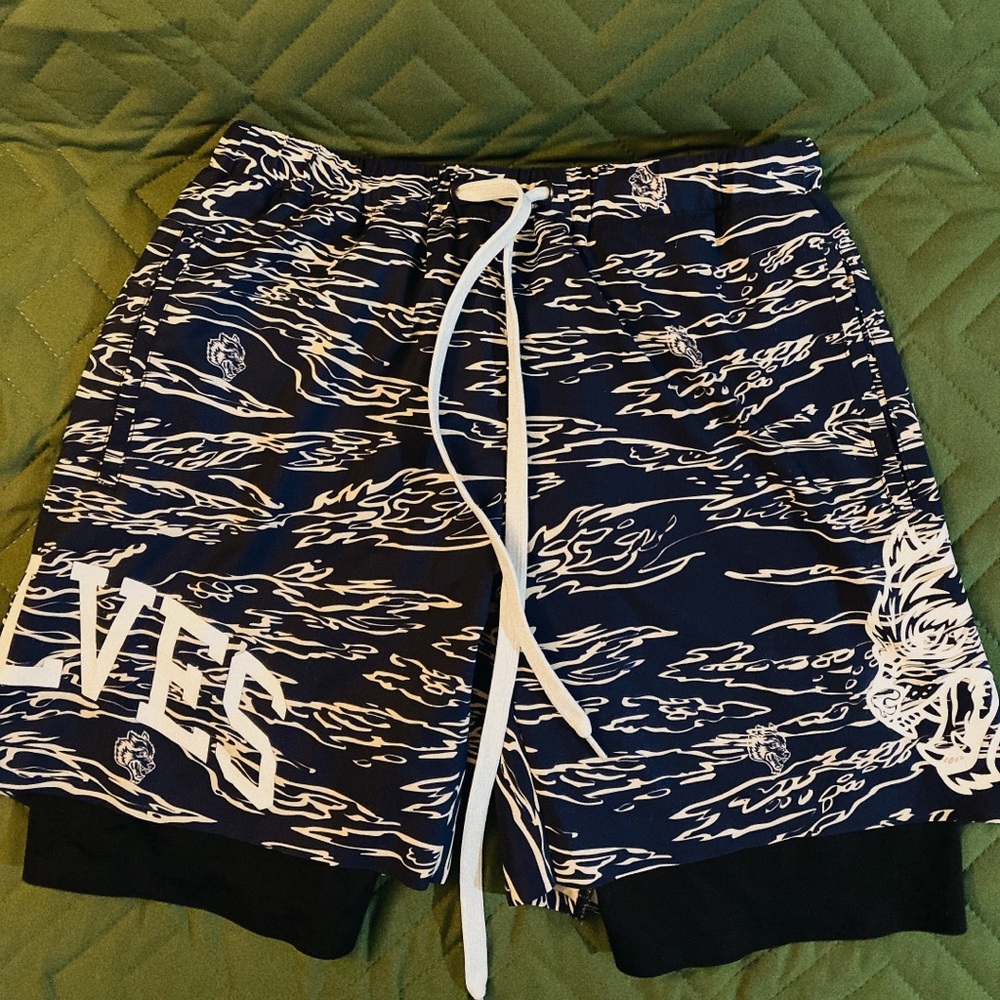 Darc Sport wolves shorts